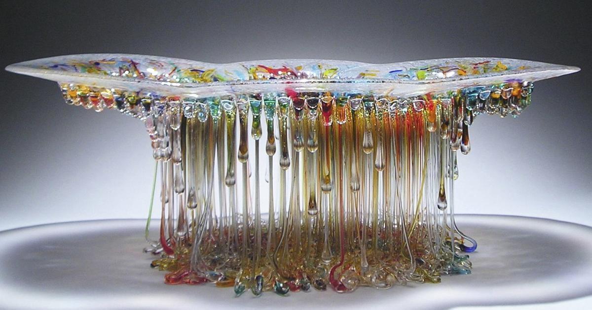 “Jellyfish” Glass Tables With Dripping Tentacles That Look Like They’ve Been Created By The Sea