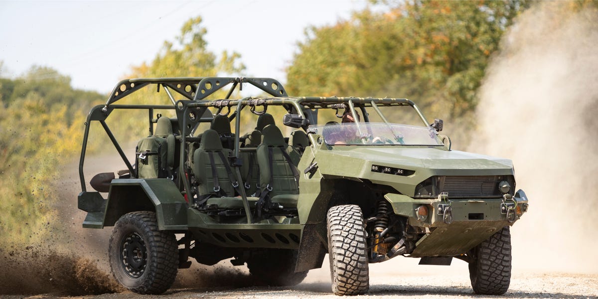 The Army’s New Unarmored Trucks May Put Troops in Danger, Experts Say