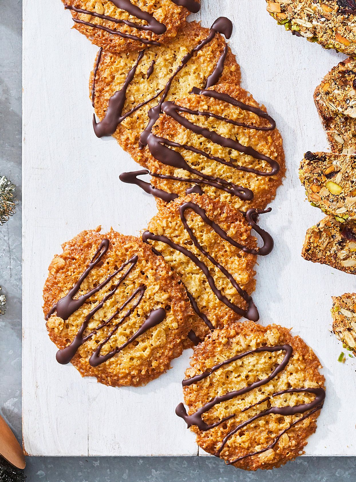 Lacy Oat Cookies