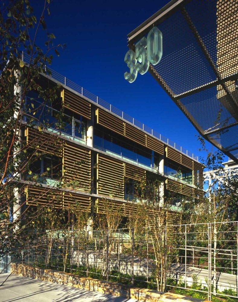 Need Desks for Your SF-Based Sales Team? Come Work out of SaaStr HQ